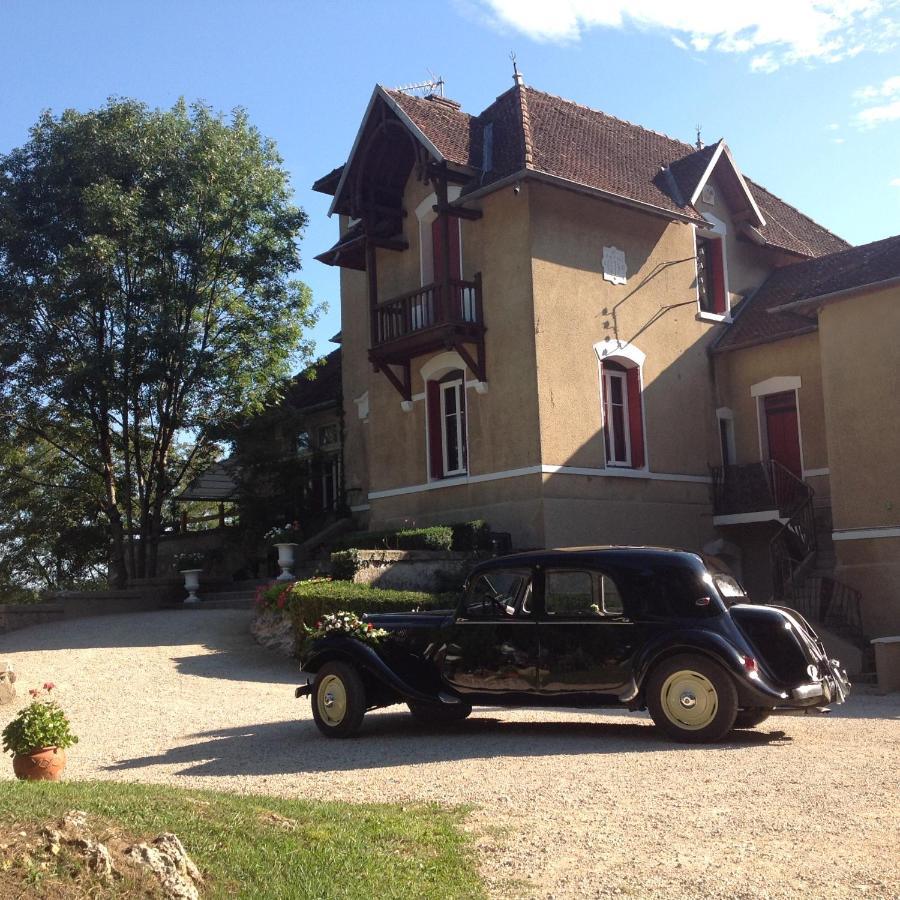 La Garenne De Morestel Bagian luar foto