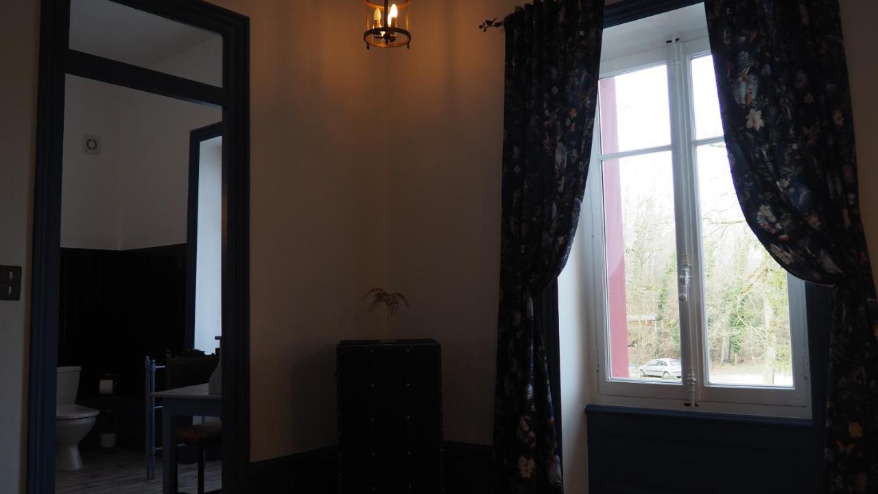 La Garenne De Morestel Bagian luar foto